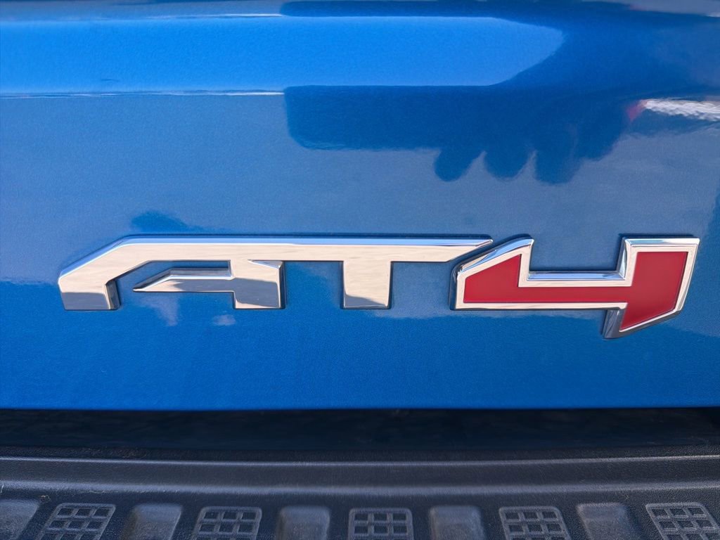 Used 2022 GMC Sierra 1500 AT4 w/ AT4 Preferred Package image 10