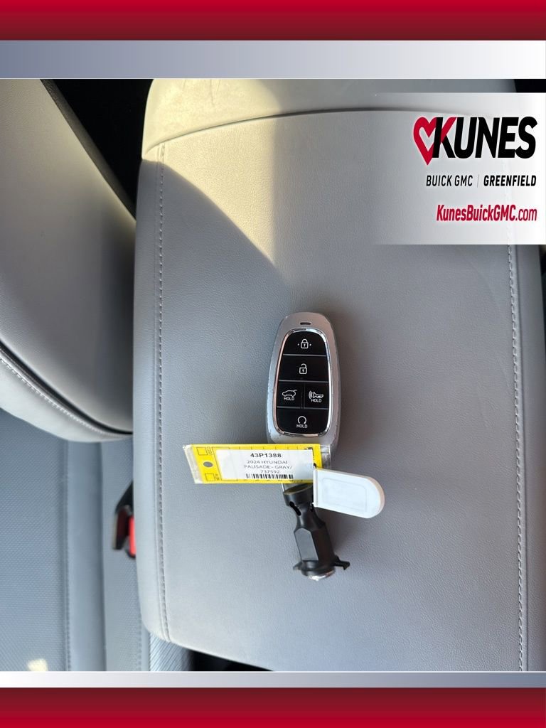 Used 2024 Hyundai Palisade SEL image 46