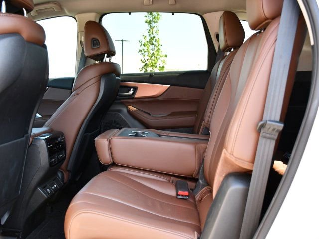 Certified 2023 Acura MDX FWD w/ Technology Package image 16