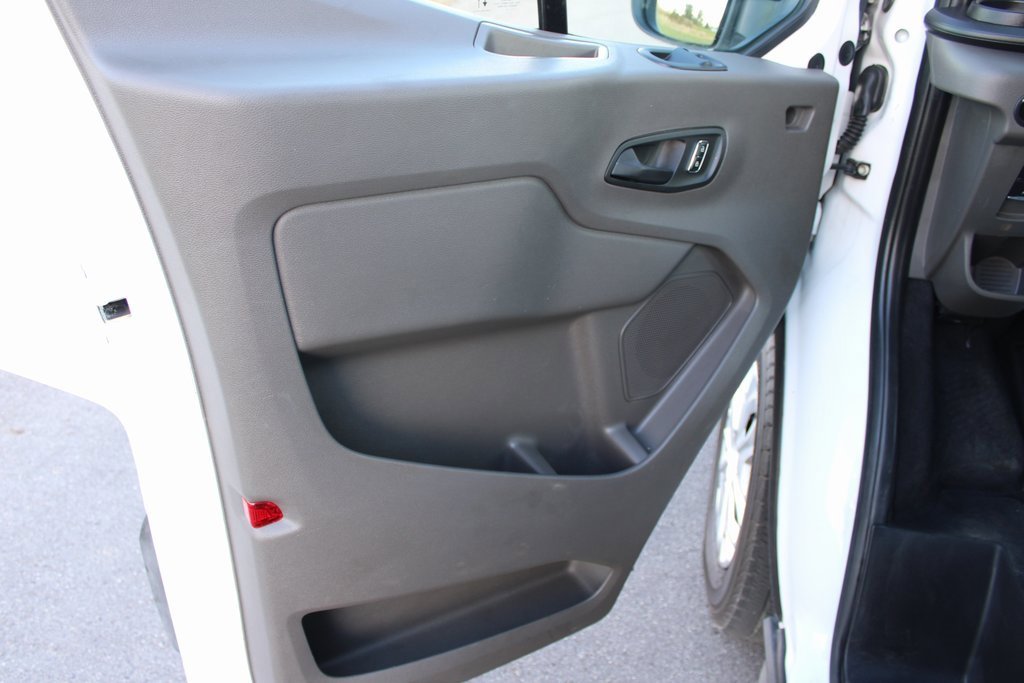 Used 2022 Ford Transit 350 XLT image 10