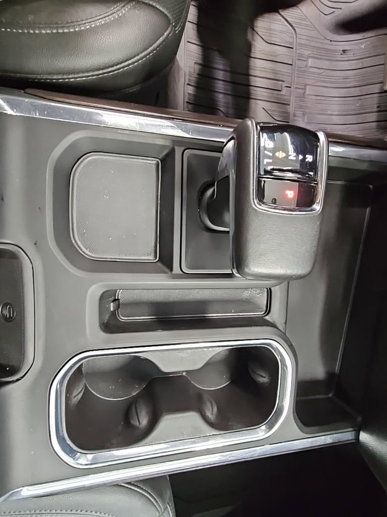 Used 2022 GMC Sierra 1500 SLT w/ SLT Premium Plus Package image 22