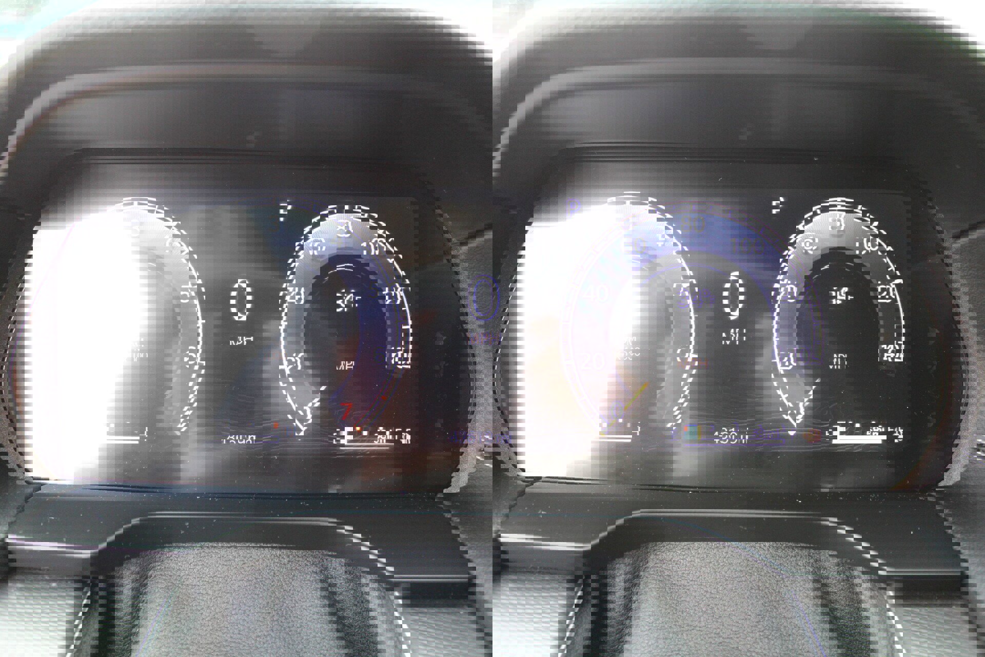 Used 2024 Jeep Grand Cherokee L Laredo image 39