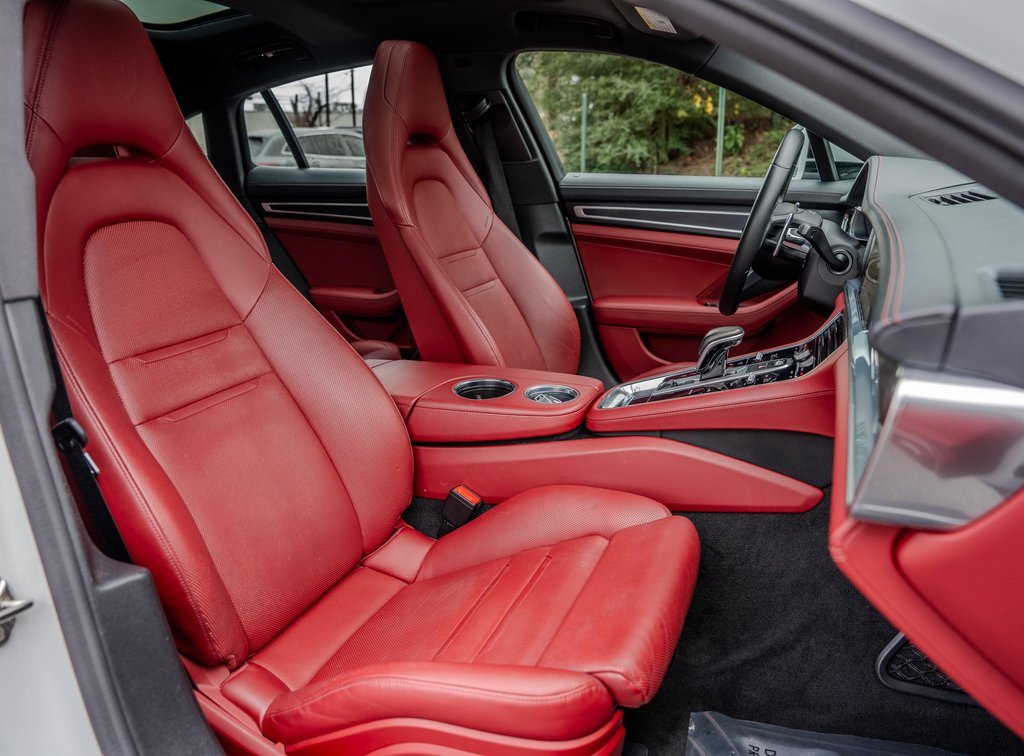 Used 2023 Porsche Panamera Platinum Edition image 21