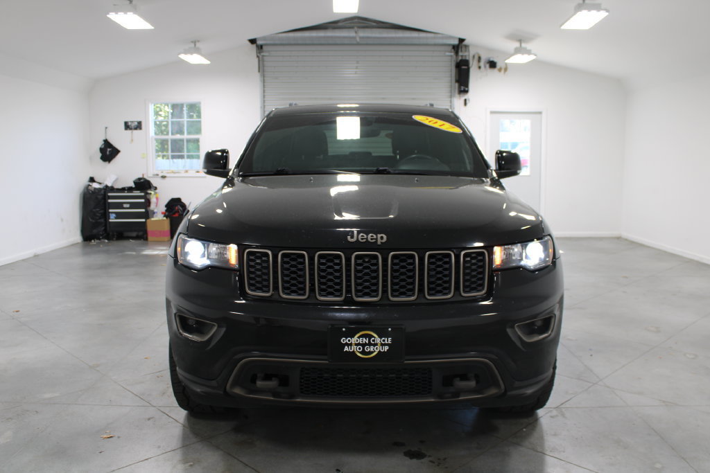 Used 2017 Jeep Grand Cherokee Limited 75th Anniversary AWD/4WD image 3