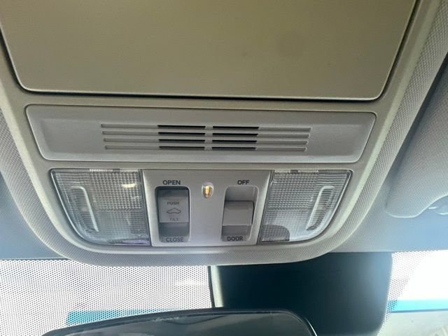 Used 2018 Honda Accord EX image 31