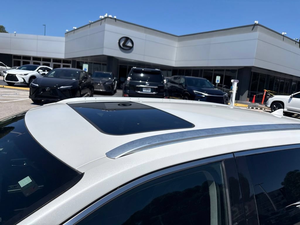 Used 2021 Lexus RX 350L FWD w/ Premium Package image 10
