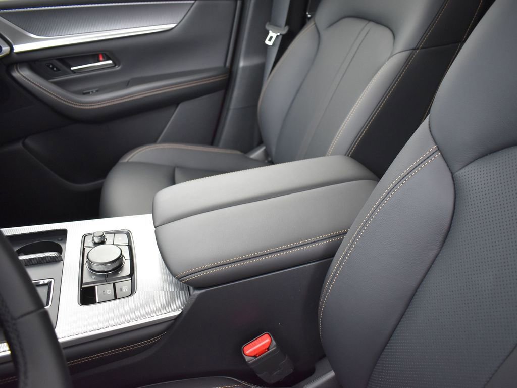 New 2026 MAZDA CX-70 3.3 Turbo w/ Preferred Package image 13