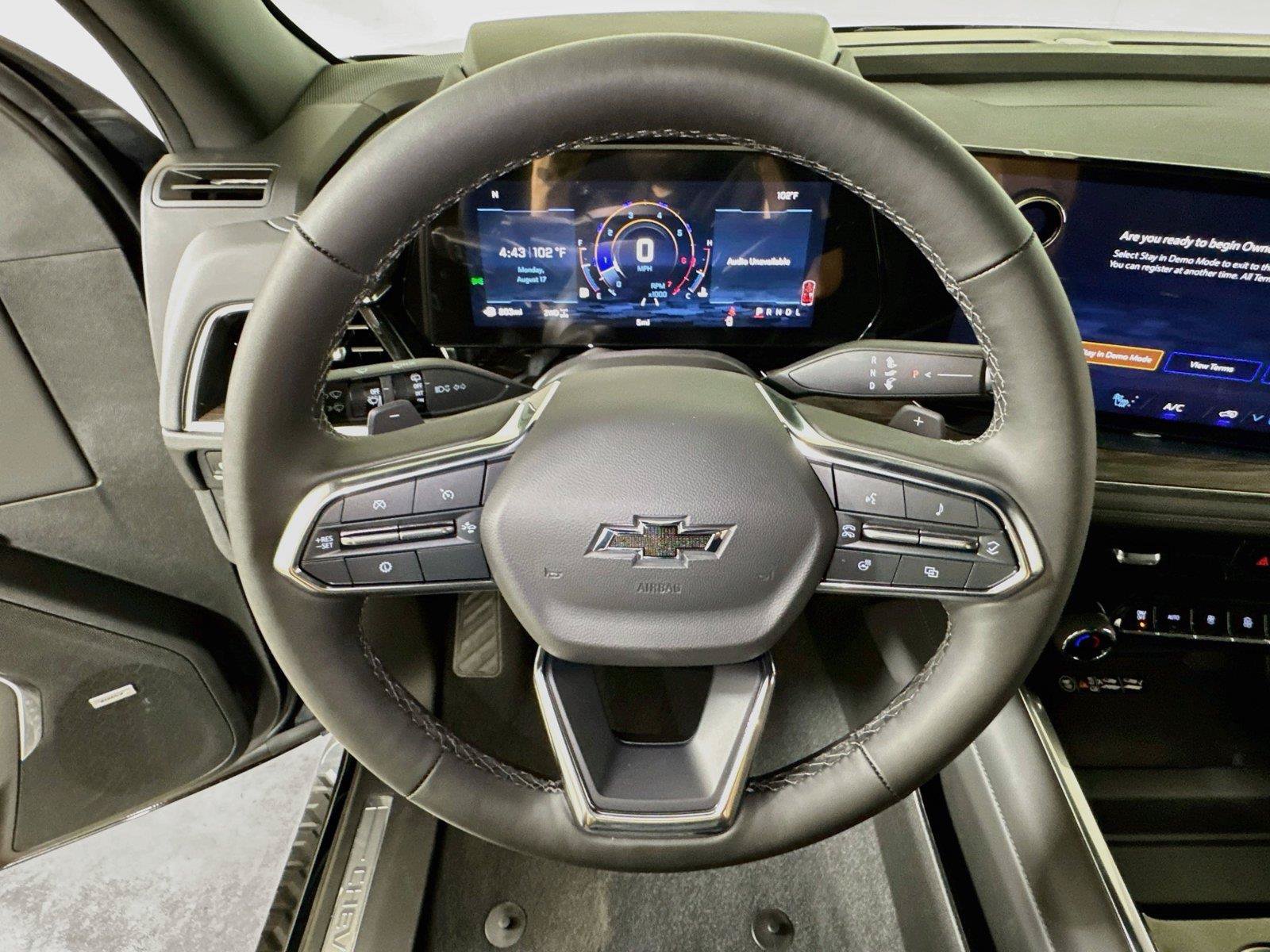 New 2026 Chevrolet Tahoe Z71 w/ Z71 Off-Road Package AWD/4WD image 6