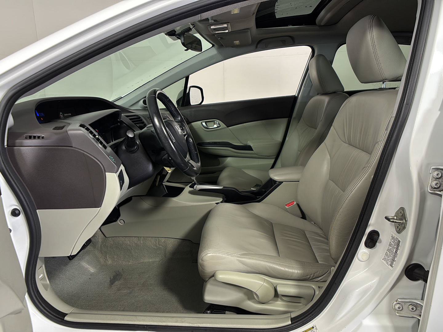 Used 2012 Honda Civic EX-L image 21