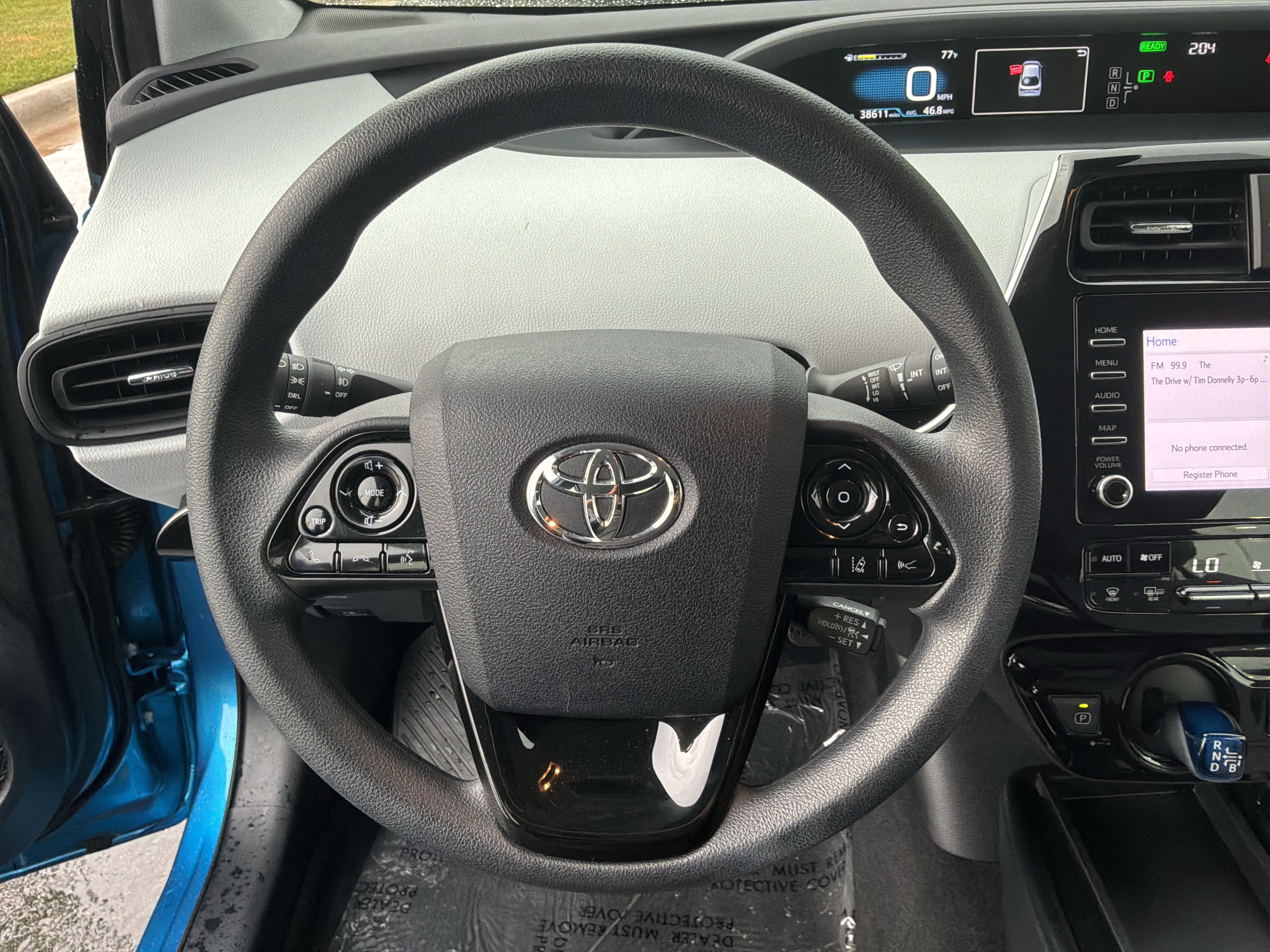 Used 2020 Toyota Prius LE AWD/4WD image 18