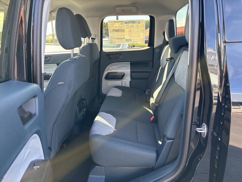 New 2025 Ford Maverick XLT w/ XLT Luxury Package image 19