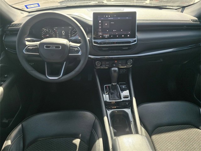 Used 2023 Jeep Compass Altitude image 17