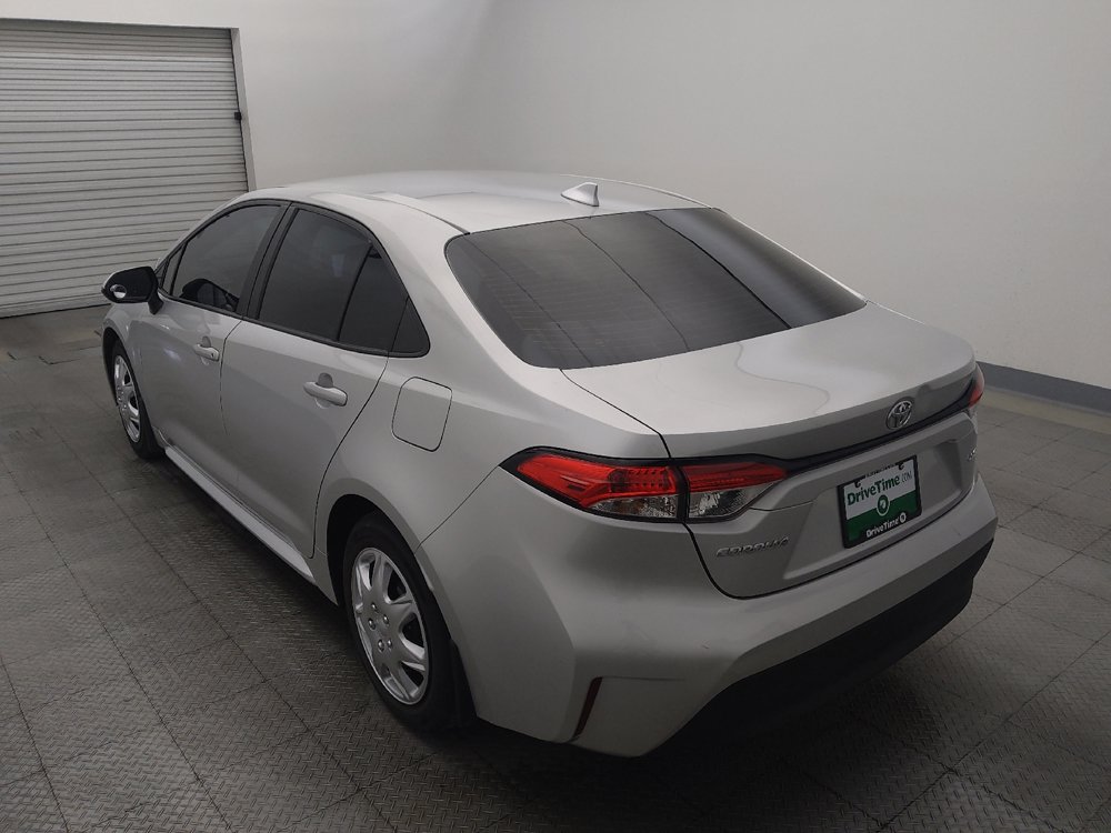 Used 2025 Toyota Corolla LE FWD image 5