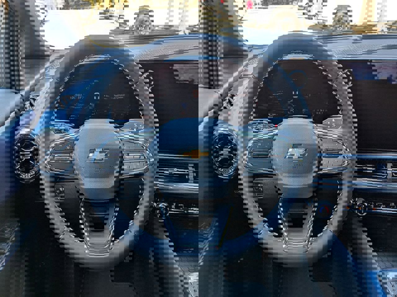 New 2026 Chevrolet Equinox EV LT image 10