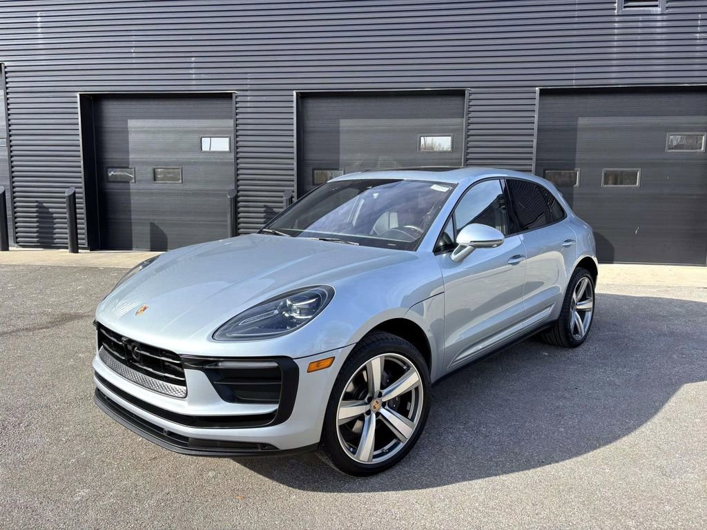Certified 2024 Porsche Macan