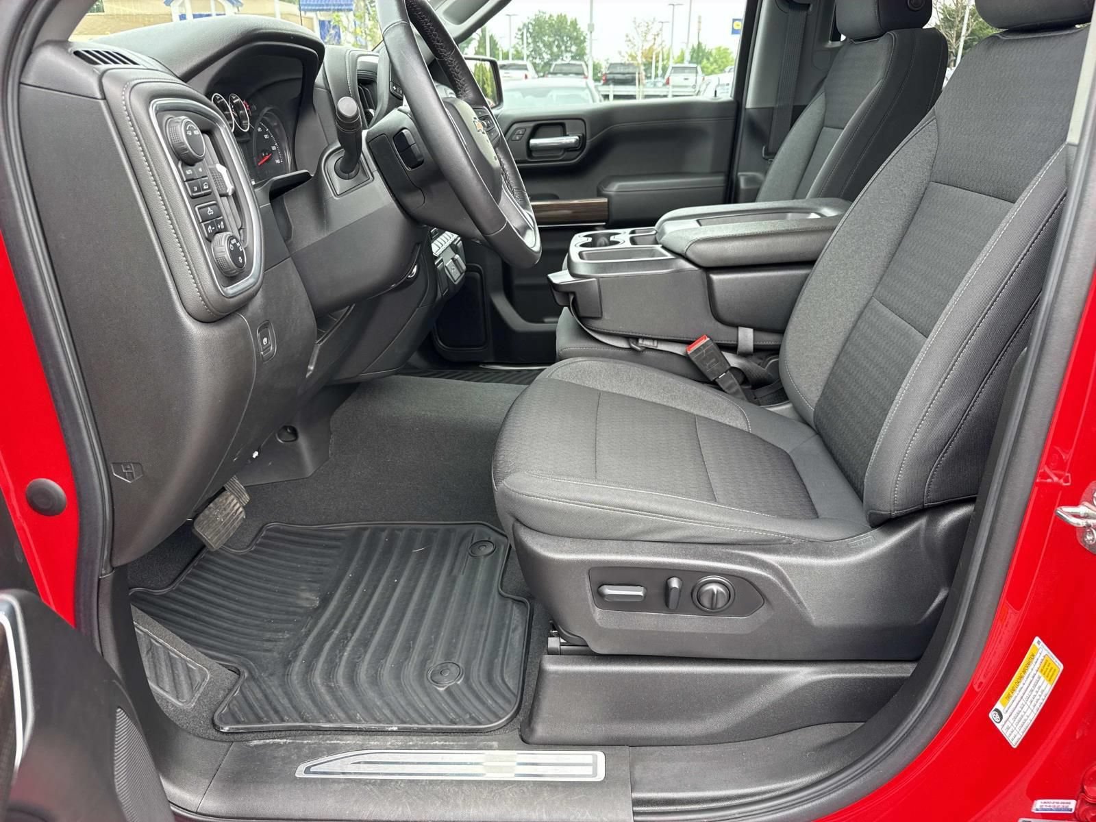 Used 2022 Chevrolet Silverado 1500 LT w/ Bed Protection Package AWD/4WD image 29