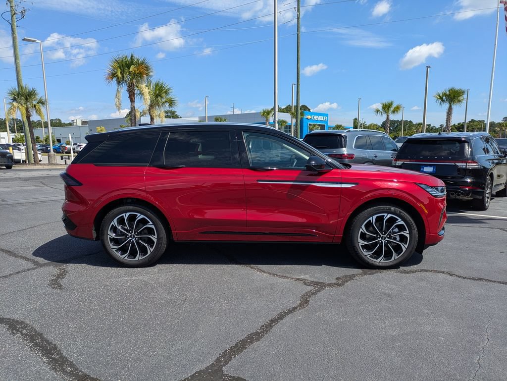 New 2026 Lincoln Nautilus Reserve AWD/4WD image 3