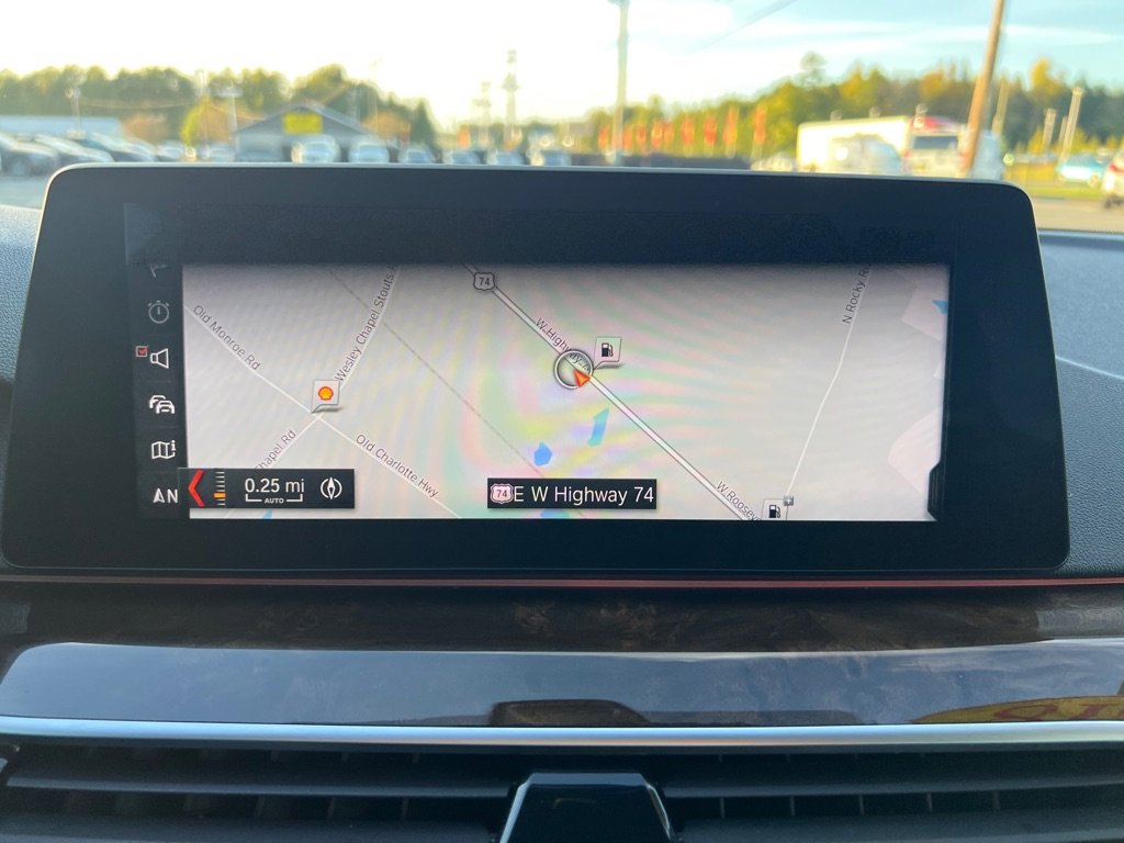 Used 2018 BMW 530i xDrive image 25