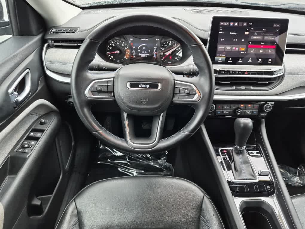 Used 2022 Jeep Compass Latitude w/ Convenience Group AWD/4WD image 8