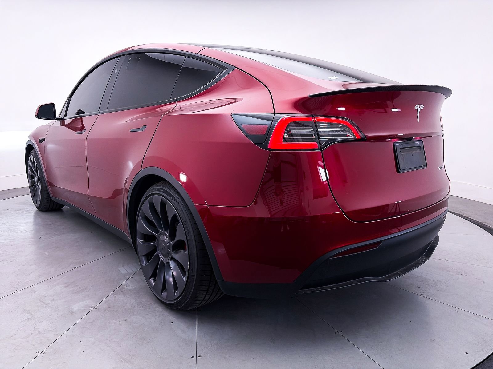 Used 2024 Tesla Model Y Performance AWD/4WD image 13
