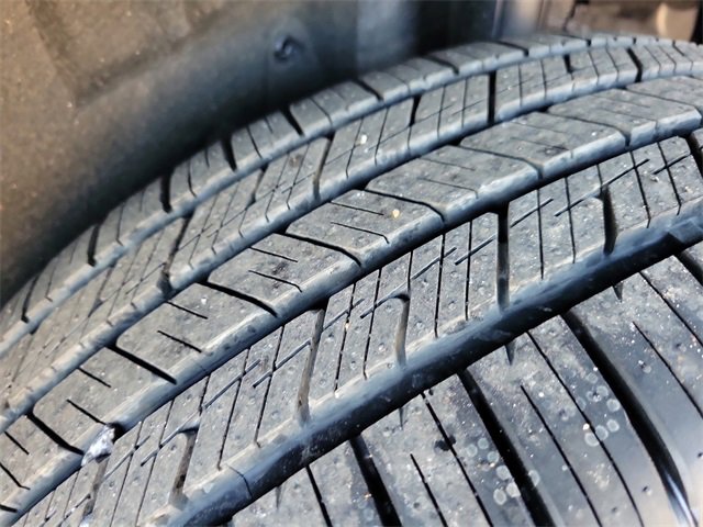 Used 2025 Toyota RAV4 XLE image 38