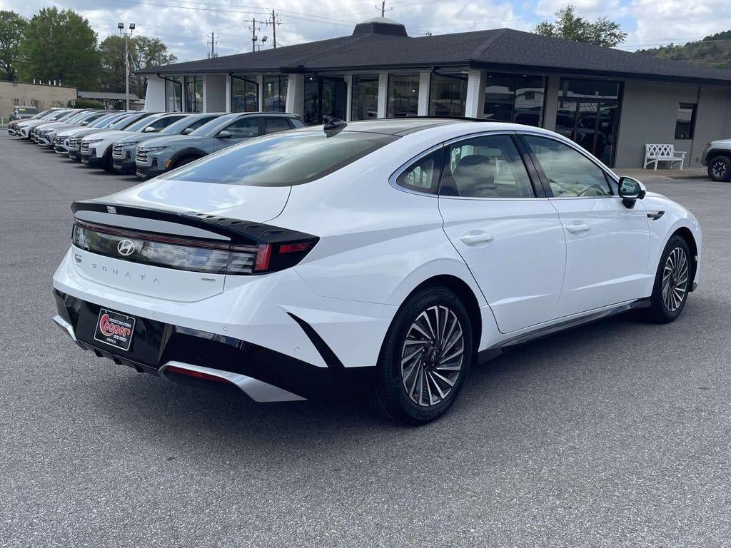 New 2026 Hyundai Sonata Limited image 25