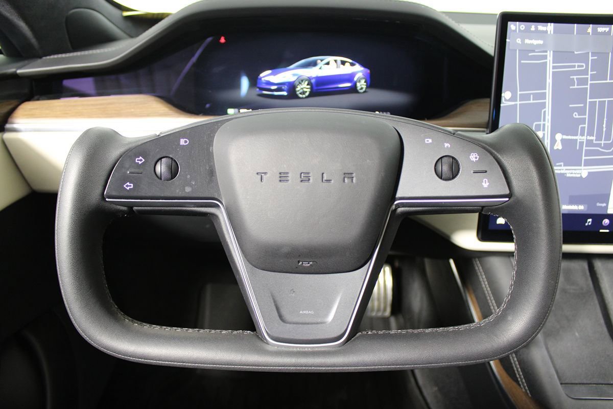 Used 2022 Tesla Model S AWD/4WD image 13