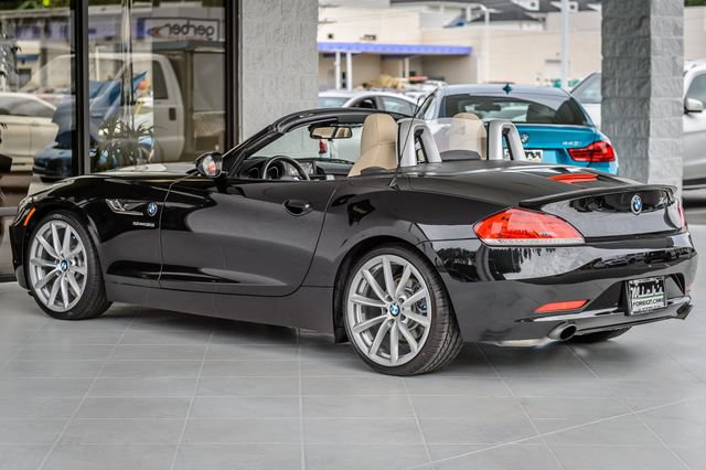 Used 2011 BMW Z4 sDrive35i RWD image 12