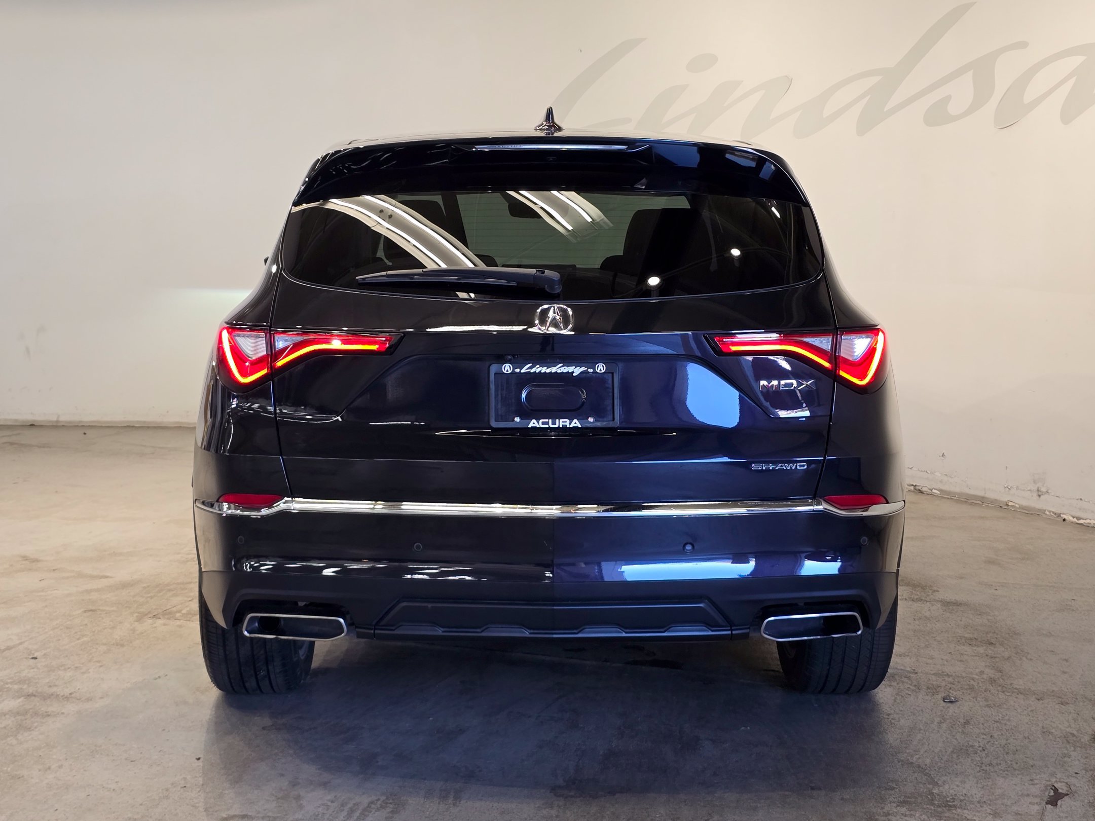 Certified 2023 Acura MDX w/ Technology Package AWD/4WD image 5