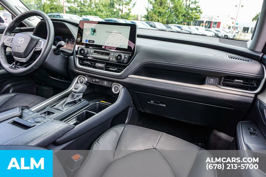 Used 2026 Toyota Grand Highlander AWD image 26