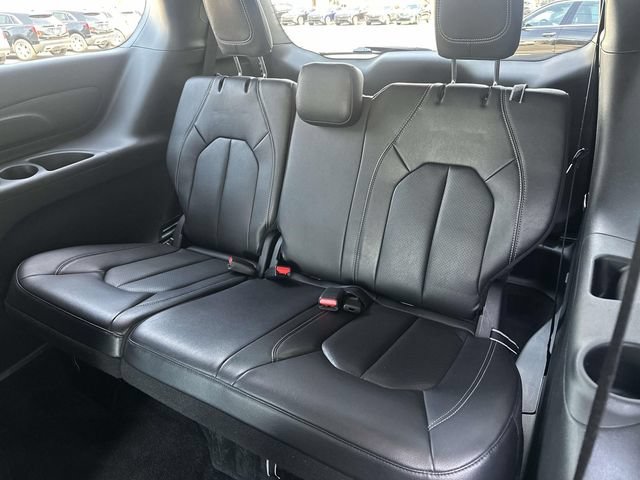 Used 2022 Chrysler Pacifica Touring-L w/ S Appearance Package FWD image 60