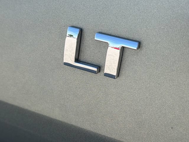 Used 2023 Chevrolet Traverse LT FWD image 34