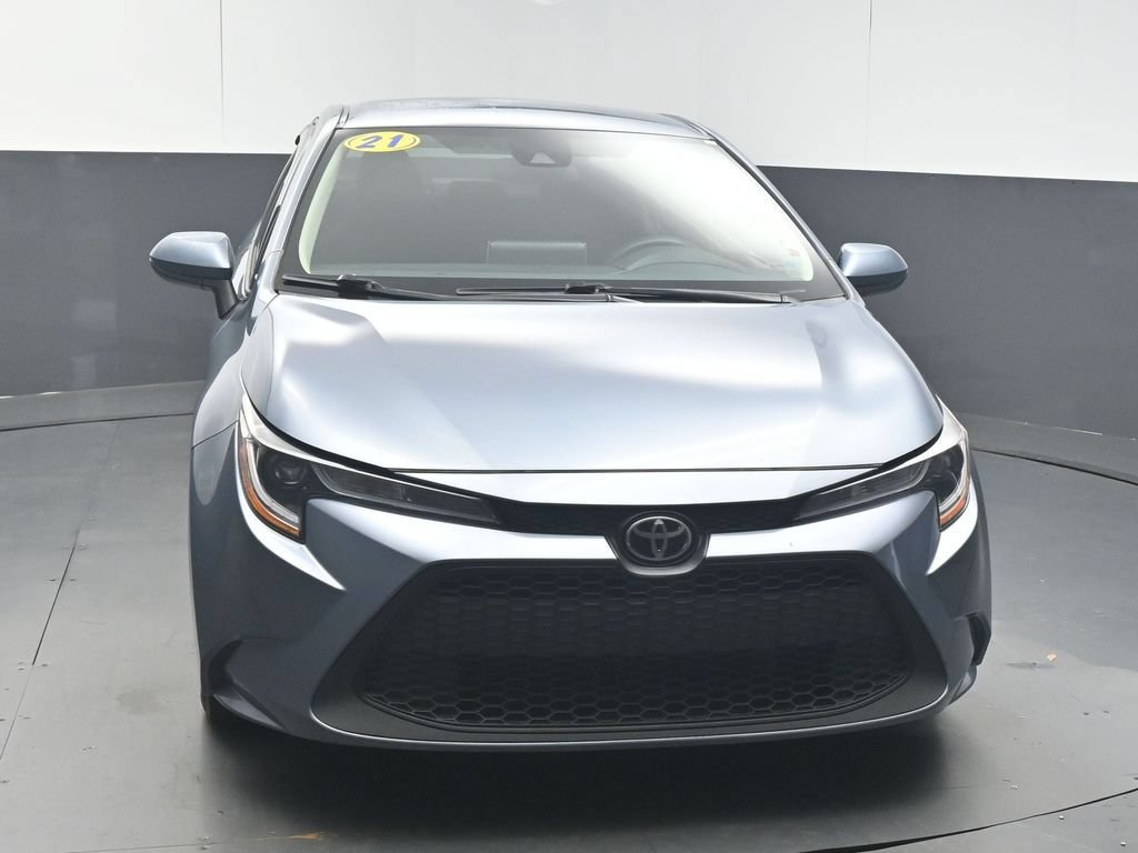 Used 2021 Toyota Corolla LE w/ LE Convenience Package FWD image 3