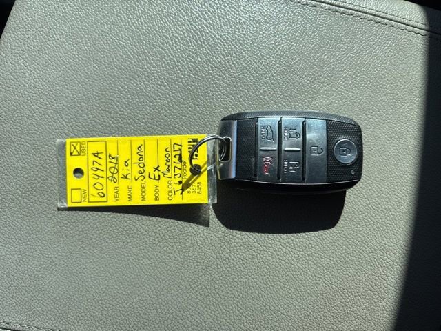 Used 2018 Kia Sedona EX image 30