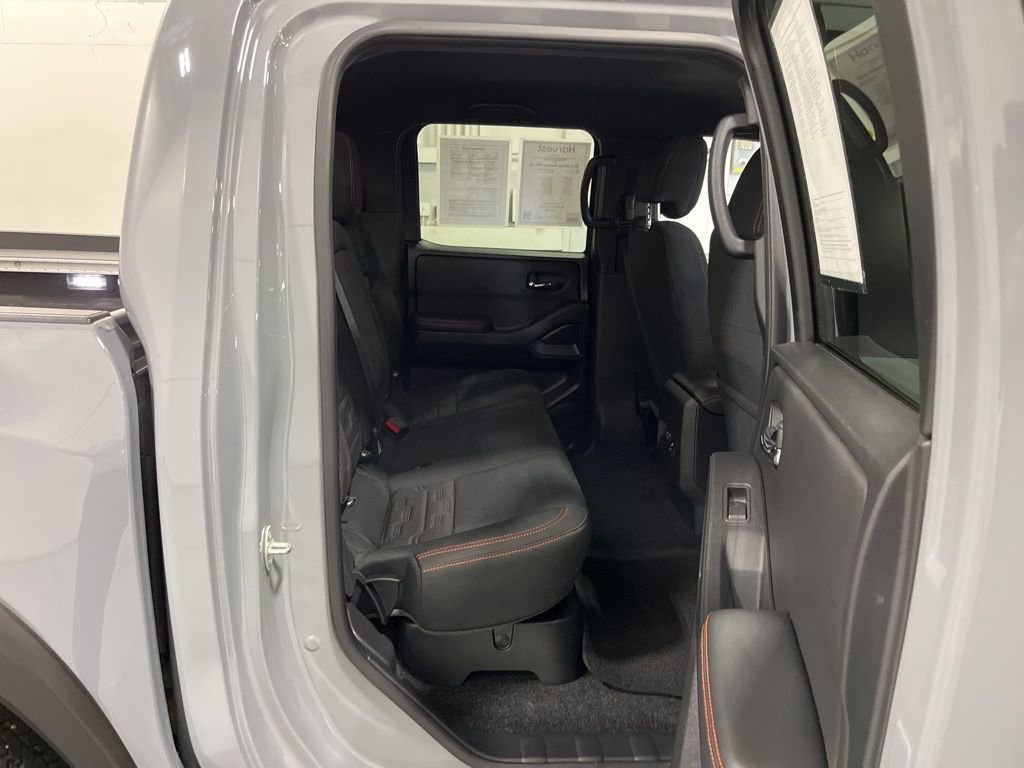 Used 2023 Nissan Frontier PRO-4X w/ Pro Convenience Package image 27