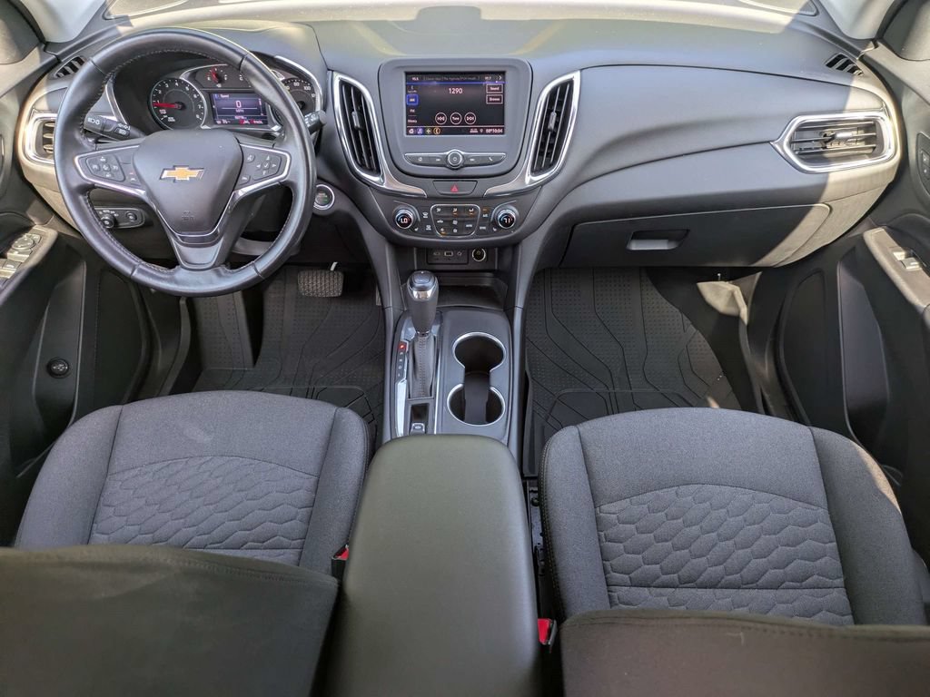 Used 2020 Chevrolet Equinox LT FWD image 16