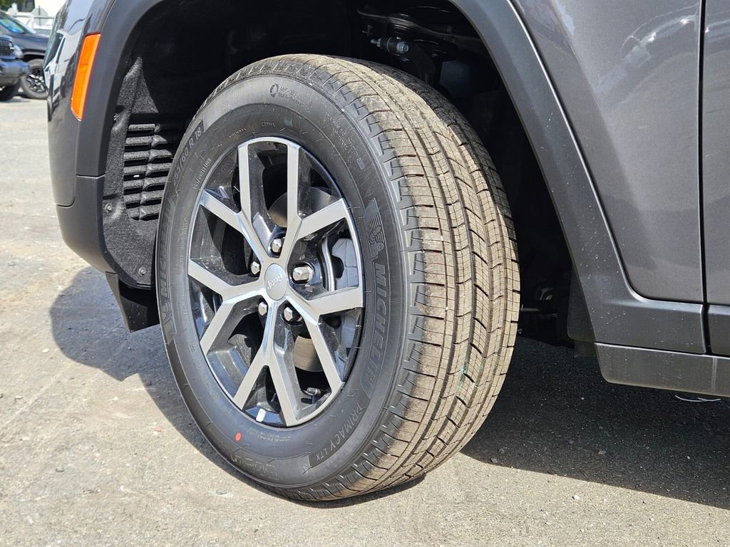 New 2025 Jeep Grand Cherokee Limited image 29