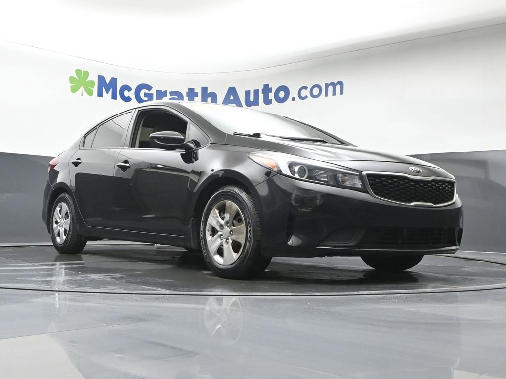 Used 2017 Kia Forte LX image 21