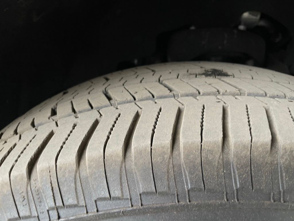 Used 2016 Ford F150 XLT w/ Equipment Group 302A Luxury RWD image 16