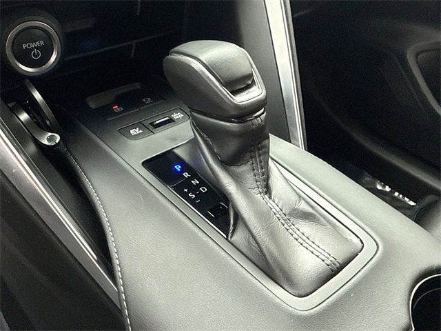 Used 2023 Toyota Venza LE image 19