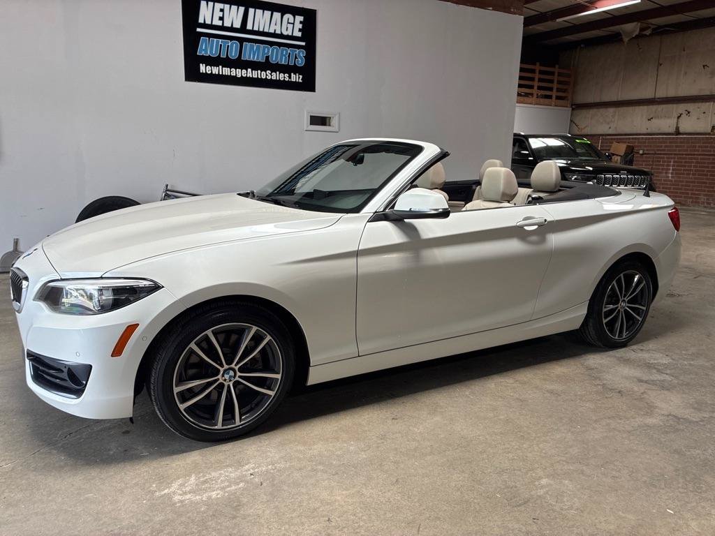 Used 2018 BMW 230i Convertible RWD image 6