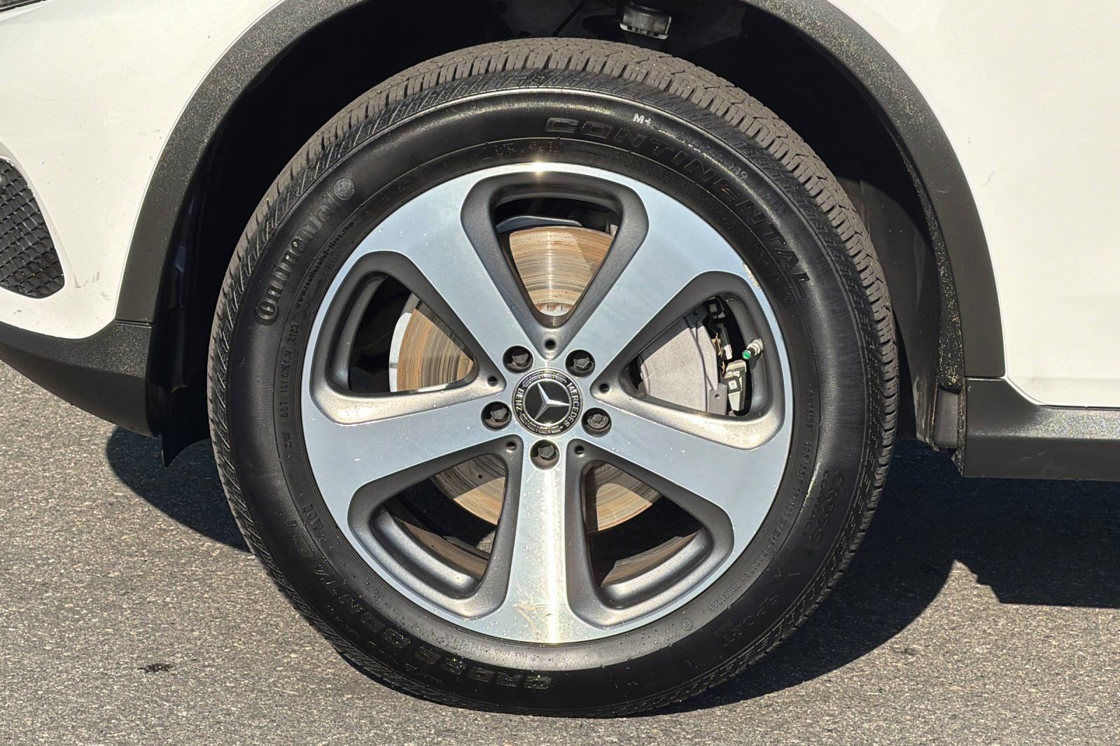 Used 2019 Mercedes-Benz GLC 300 image 32