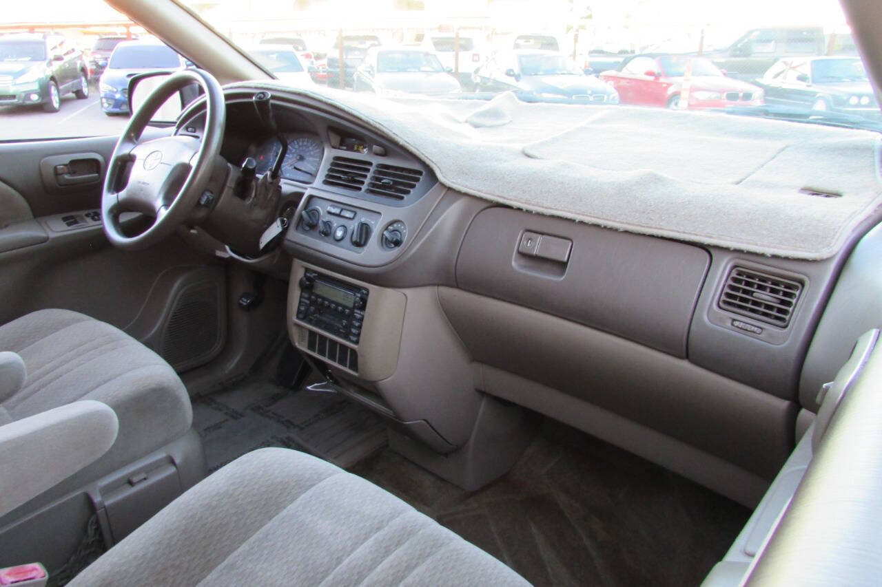 Used 2002 Toyota Sienna CE FWD image 34