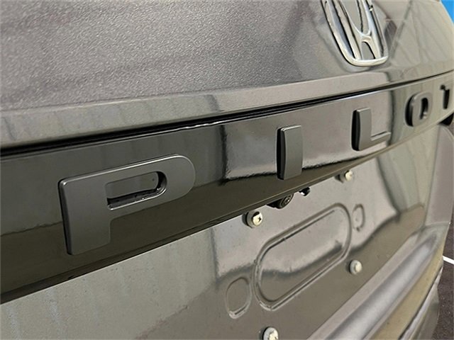 New 2025 Honda Pilot Elite image 5