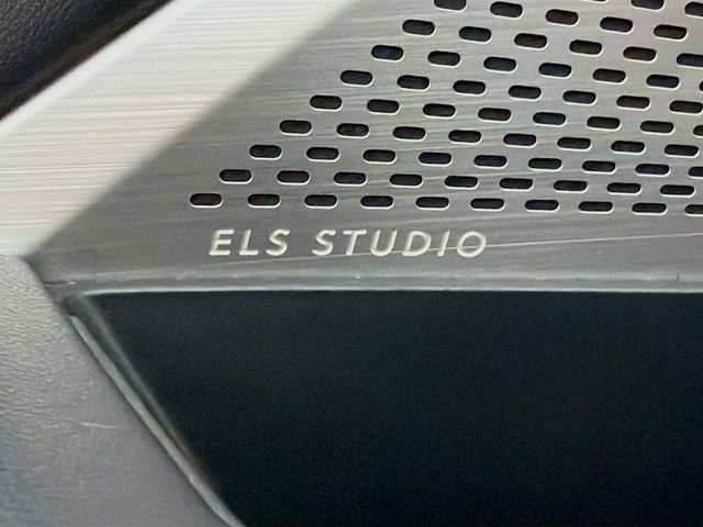 Used 2023 Acura MDX SH-AWD w/ Technology Package image 20