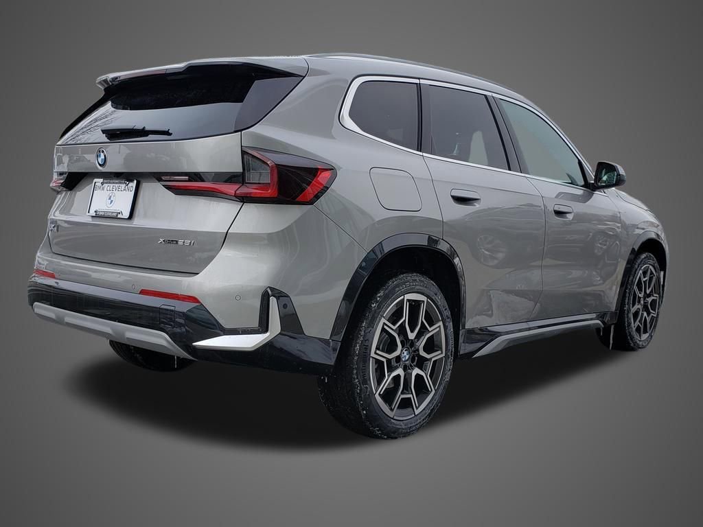 New 2026 BMW X1 xDrive28i w/ Technology Package AWD/4WD image 8