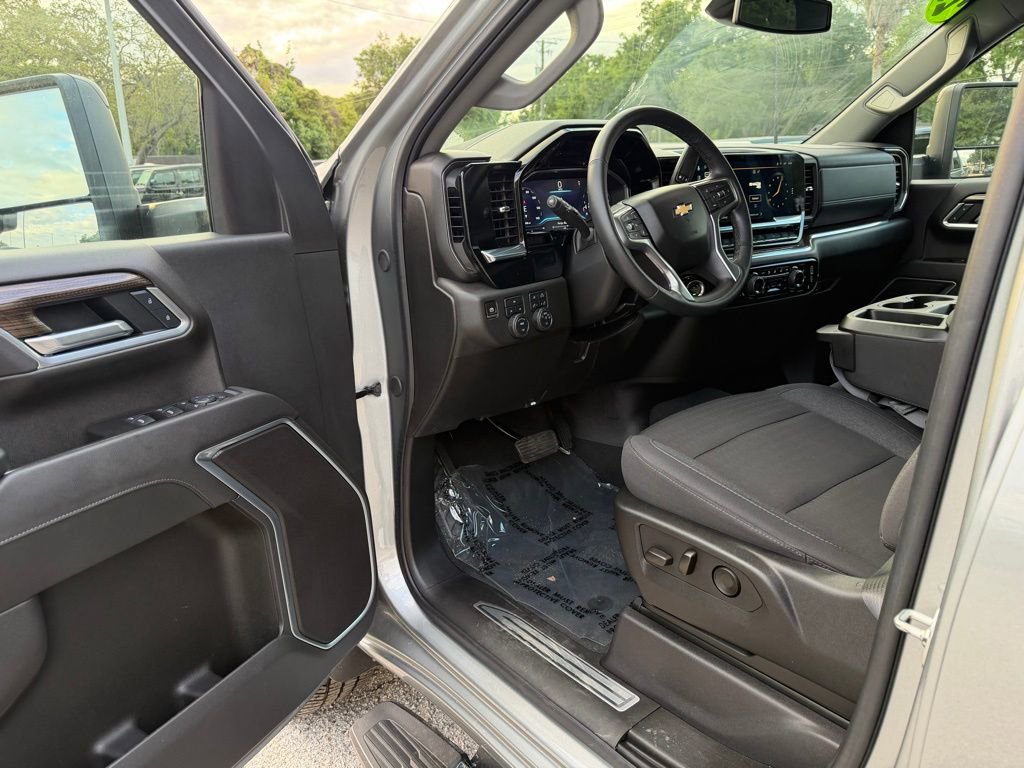 Used 2025 Chevrolet Silverado 2500 LT w/ All Star Edition AWD/4WD image 20