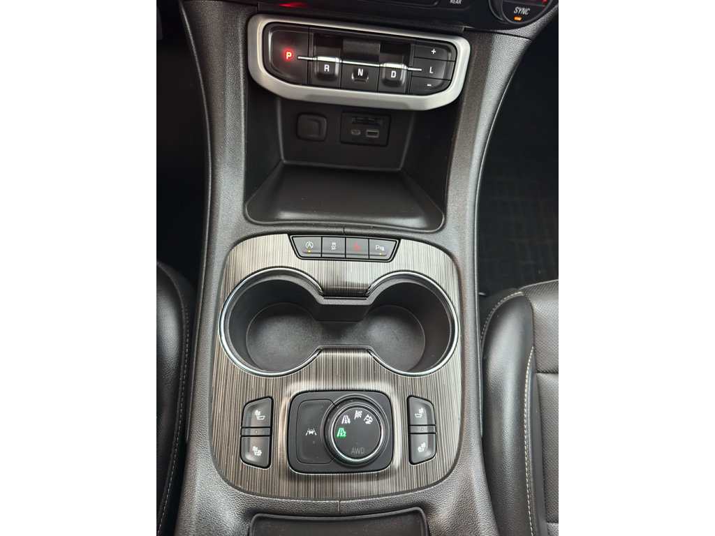 Certified 2023 GMC Acadia SLT w/ LPO, Floor Liner Package AWD/4WD image 23