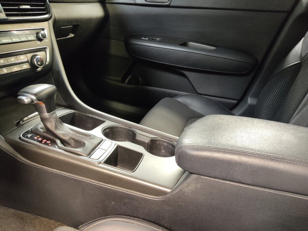 Used 2018 Kia Optima S image 26