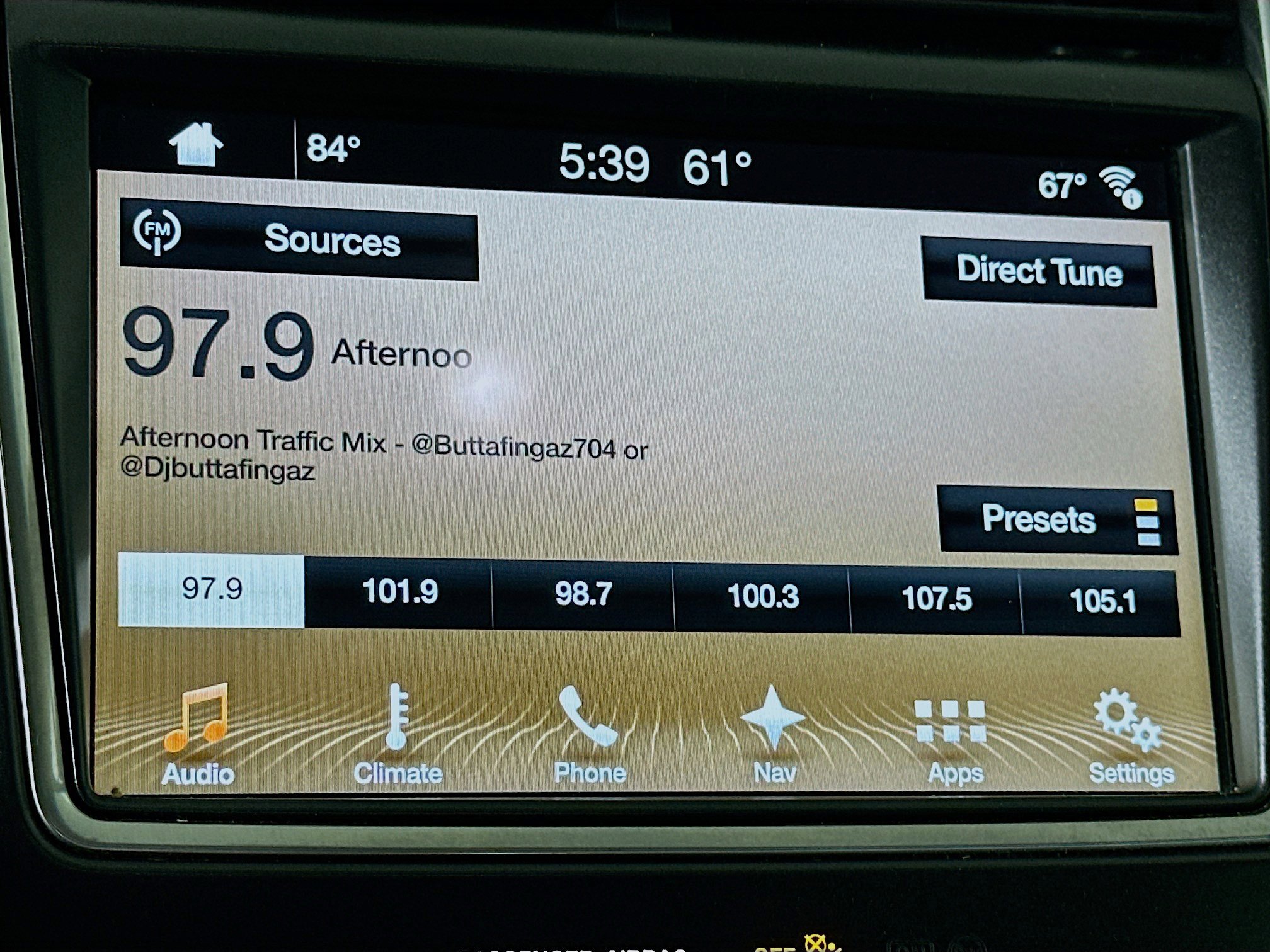 Used 2017 Lincoln MKX Reserve image 21